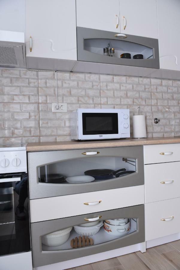 Lux Apartman Casablanca ปลูชิเน ภายนอก รูปภาพ